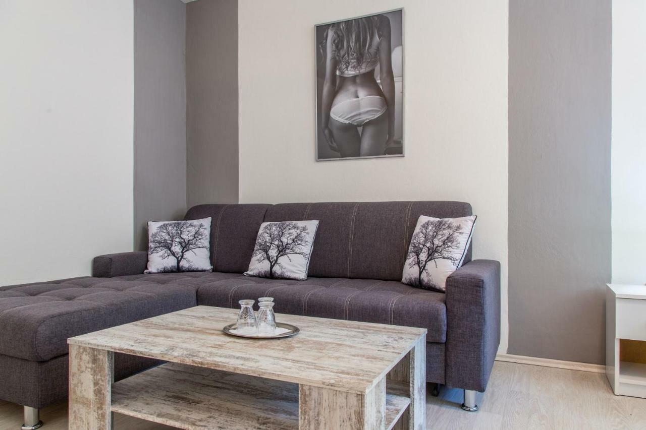 Tvarozna Lhota Restaurace Penzion Pod Sumarnikem מראה חיצוני תמונה